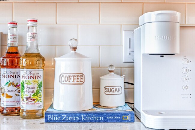 Building Photo - 2724 N Starr St