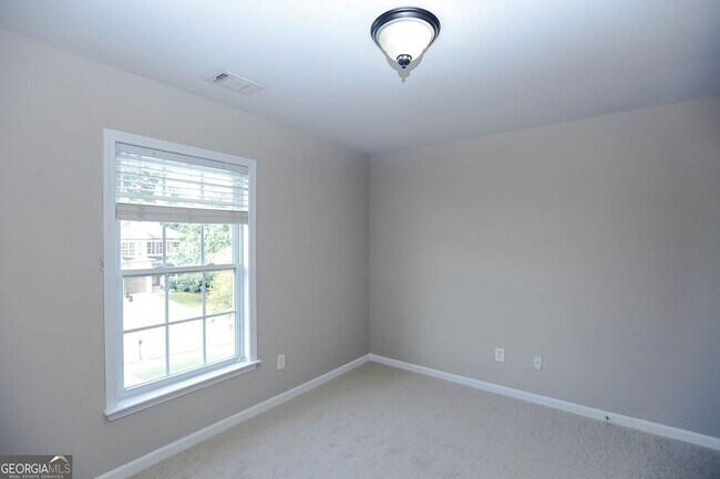 Building Photo - 3380 Gables Ct