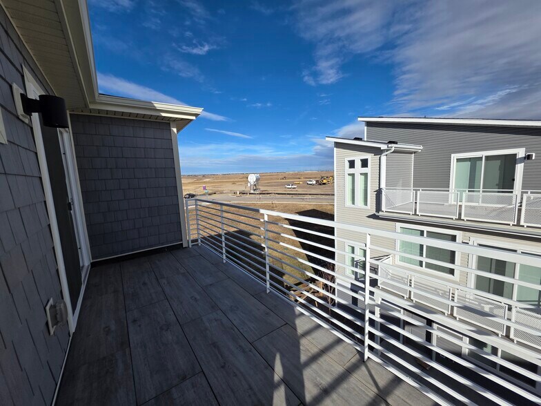 Building Photo - 6075 Notch Top Way