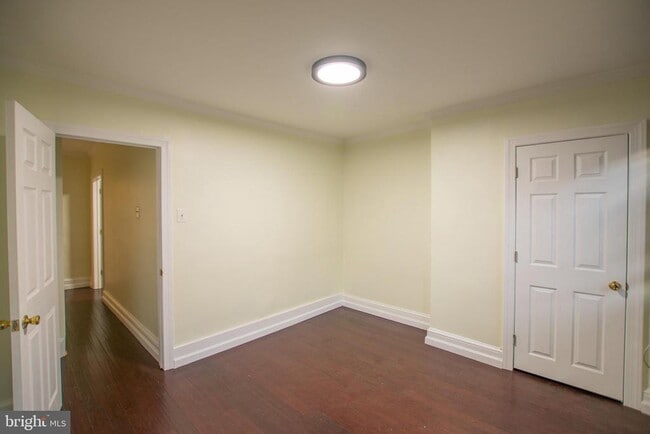 Building Photo - 2043 Gerritt St