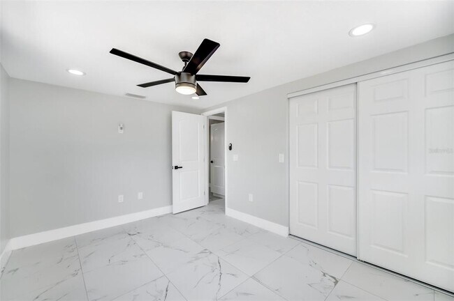 Building Photo - 208 Palmetto Rd W