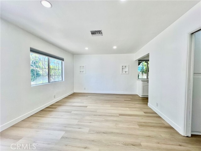 Building Photo - 12987 Correnti St