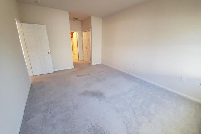 Building Photo - Single Level Townhouse in Campbell County
