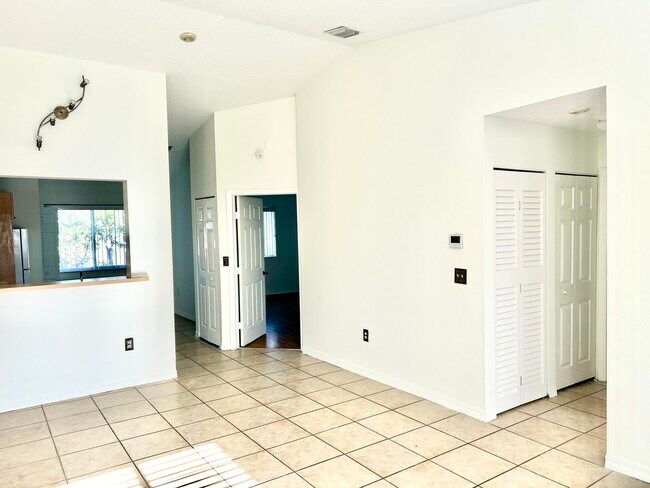 Building Photo - 621 NW 78th Terrace