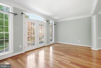 Building Photo - 6411 Velliety Ln