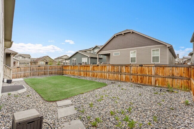 Building Photo - $3,650.00 - 4 Beds 3 Baths Single Family H...