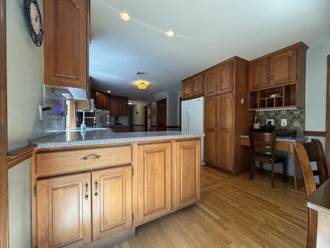 Building Photo - 51 Wildwood Ln
