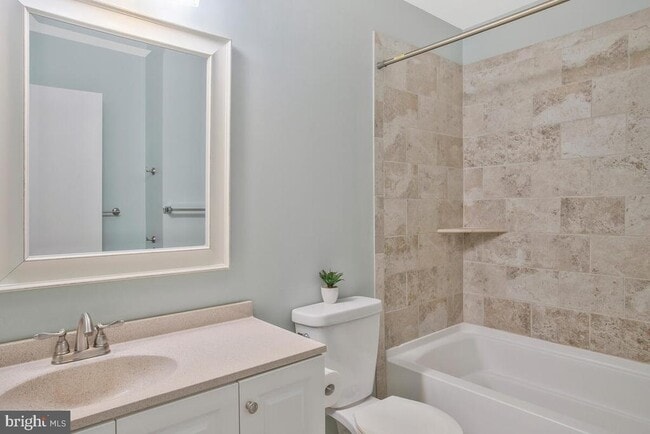 Building Photo - 11516 Shell Flower Ln