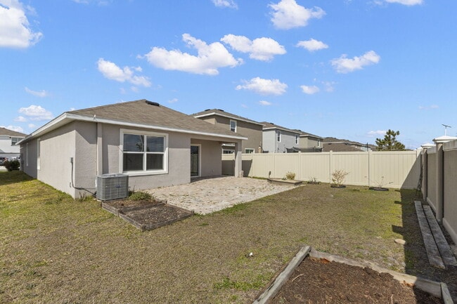 Building Photo - BEAUTIFUL Home For Rent in Epperson Lagoon!