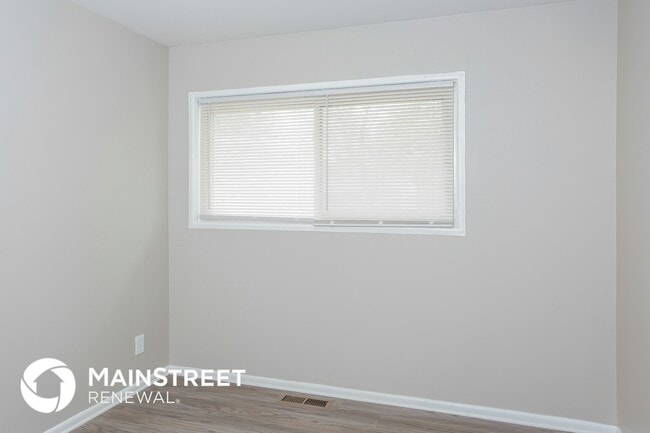 Building Photo - 12317 Santa Maria Dr