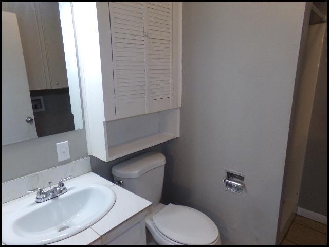 Building Photo - 9200 Tedburn Cir