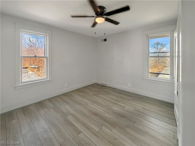 Building Photo - 1213 Plum St