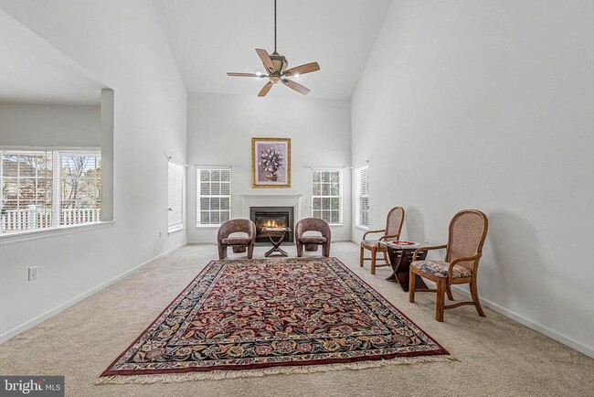 Building Photo - 9 Woodmere Rd