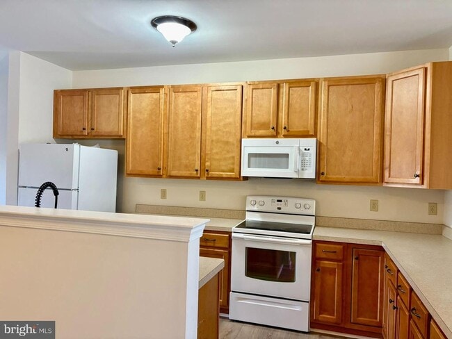 Building Photo - 2148 Danville Dr