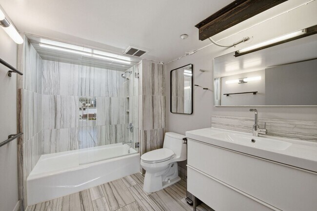 Building Photo - 60 Rausch St