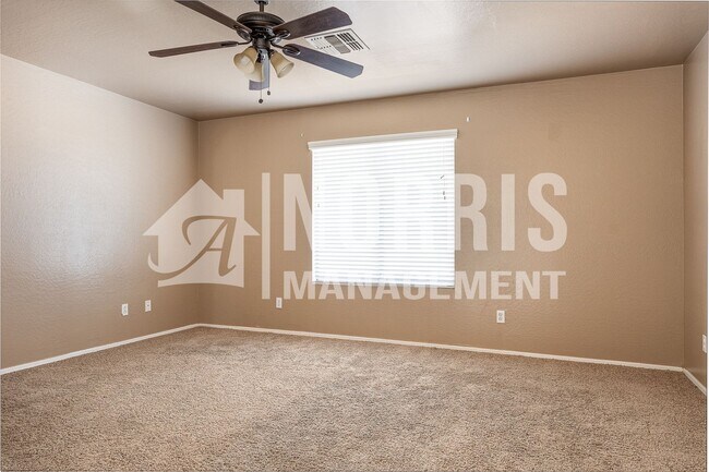 Building Photo - Large Beautiful Home in Coolidge w/ SOLAR