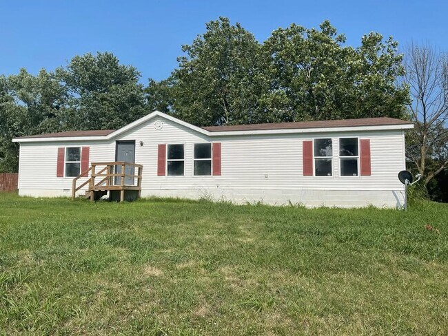 Primary Photo - Remodeled Home - Exeter