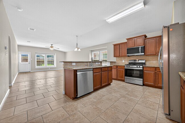 Building Photo - 5530 Casa Calvet Dr