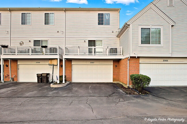 Building Photo - 2067 Concord Dr