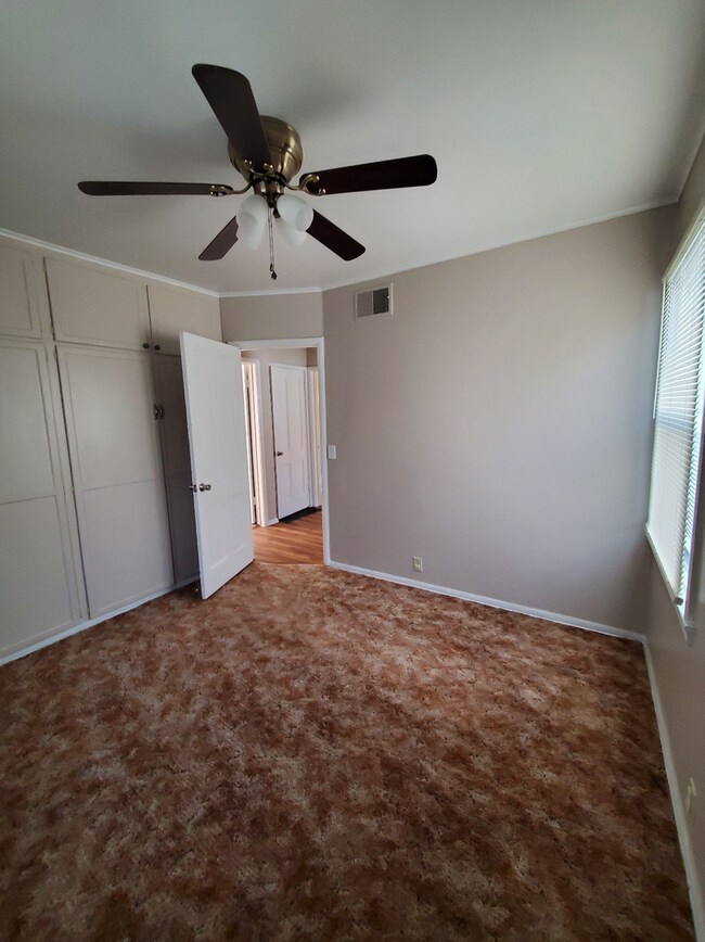 Building Photo - 132 Moffett Dr