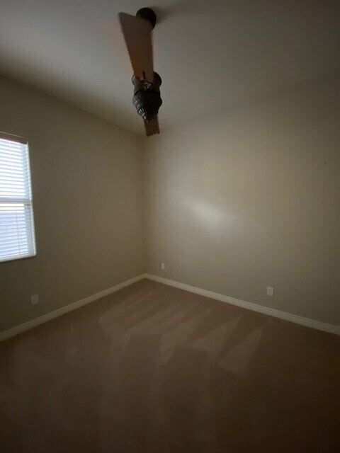 Building Photo - 10245 W Pinnacle Vista Dr