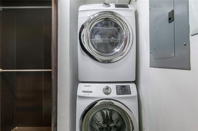 Building Photo - 480 John Wesley Dobbs Ave NE