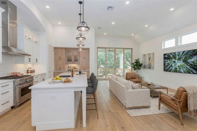 Building Photo - 236 Egret Ln