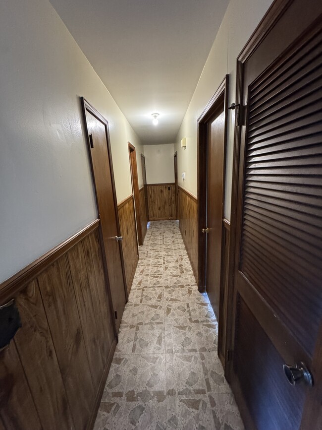 Building Photo - 505 Pinto Dr