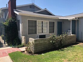 Building Photo - 17178 Chatsworth St