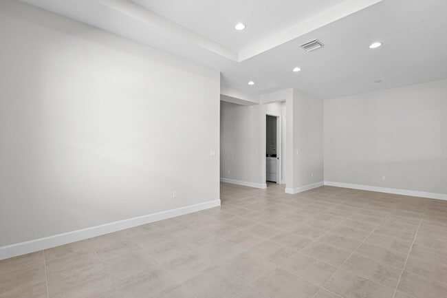 Building Photo - 14200 Lacebark Ln