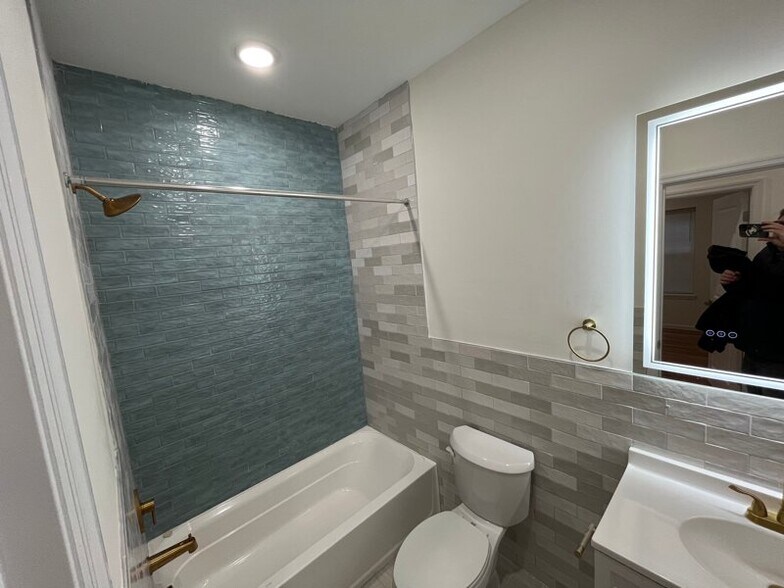 Building Photo - 121 Osborne Terrace