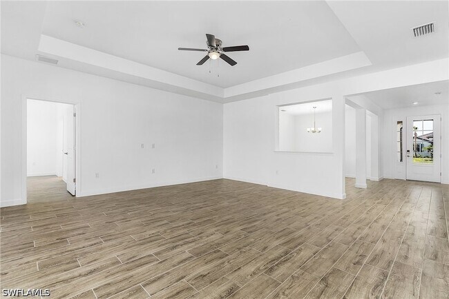 Building Photo - 18312 Ridgeline Dr