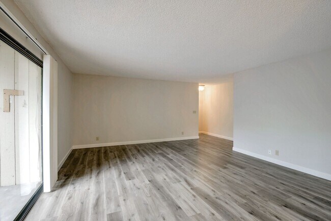 Primary Photo - 2 br, 2 bath House - 978-A KIELY BLVD