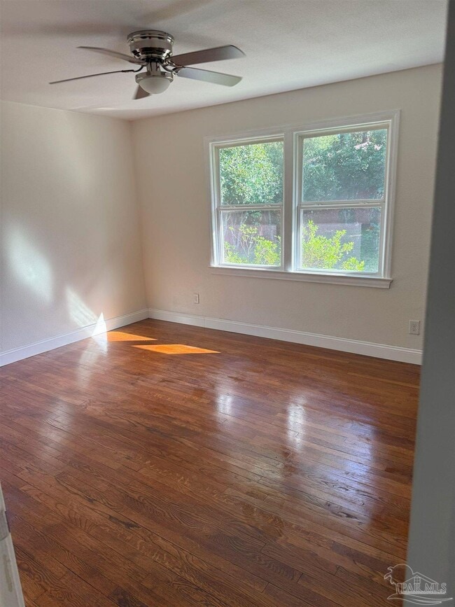 Building Photo - 2720 Bayou Blvd