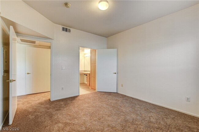 Building Photo - 45 Maleena Mesa St