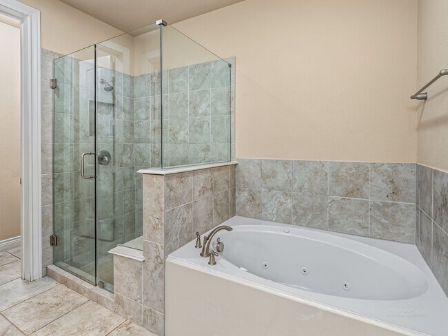 Building Photo - 24227 Peralta Glen Ln