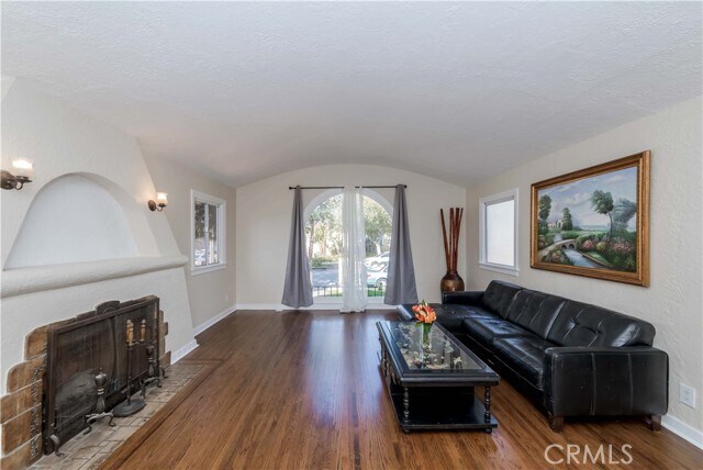 Building Photo - 1001 Monterey Rd