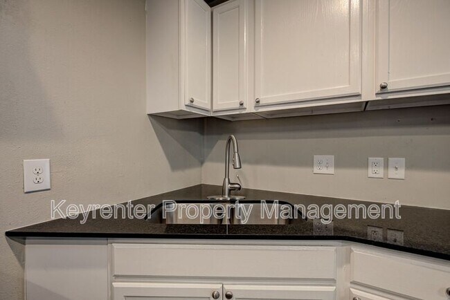 Building Photo - 2325 NW 12th St