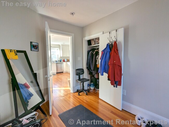 Building Photo - 28 Fairmount Ave