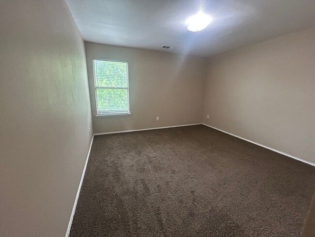 Building Photo - Large 5 bedroom home Anna TX!