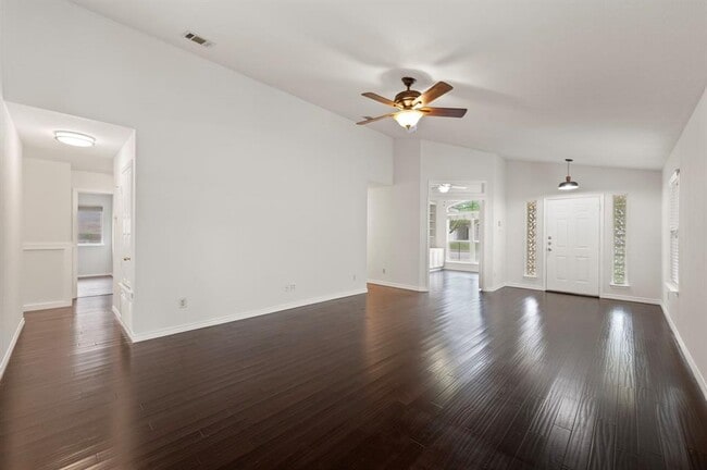 Building Photo - 3844 Willie Mays Ln
