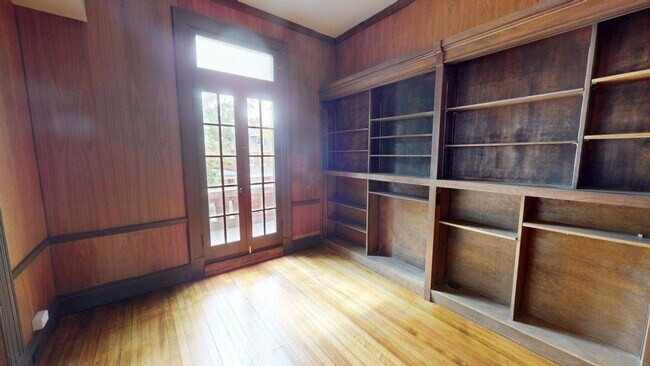 Building Photo - 3517 Magnolia Ave