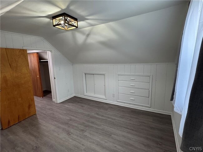 Building Photo - 103 Rockland Dr