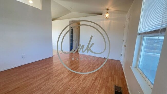 Building Photo - Three Bedroom Single Family Home in Fernle...