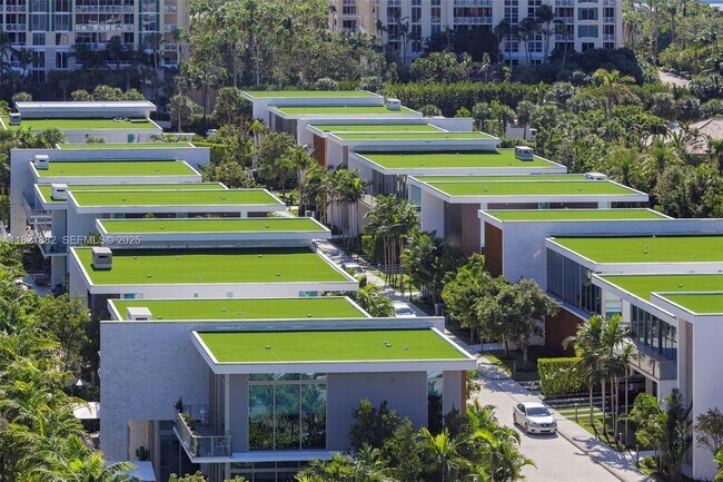 Building Photo - 201 Crandon Blvd