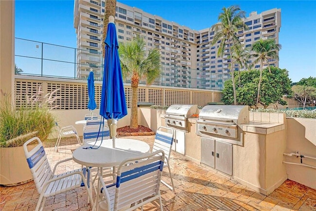 Building Photo - 5200 N Ocean Blvd