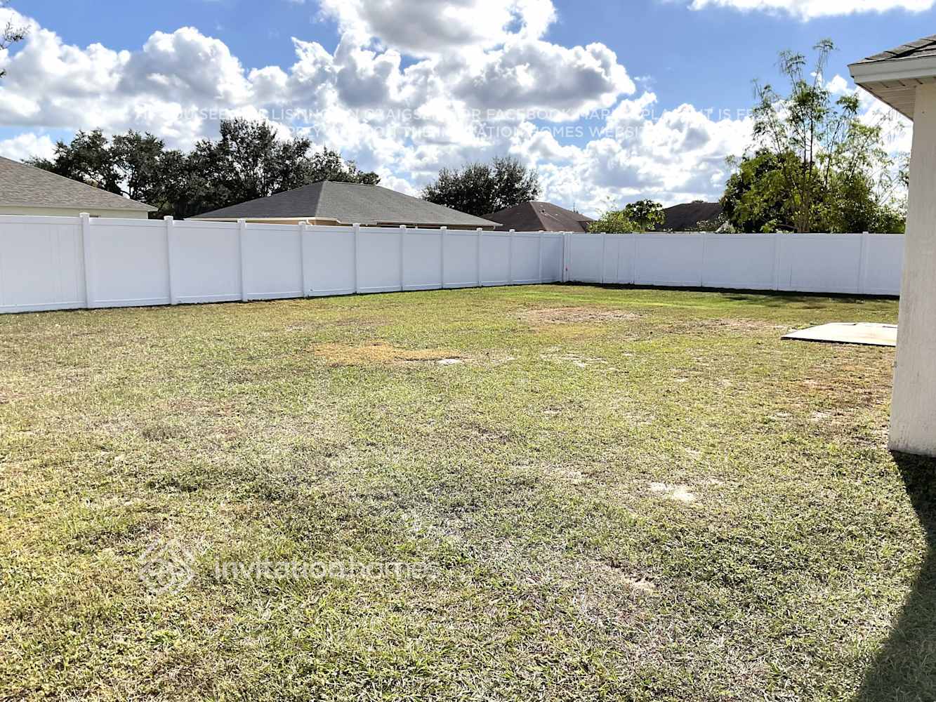 Building Photo - 5262 Miriam Dr