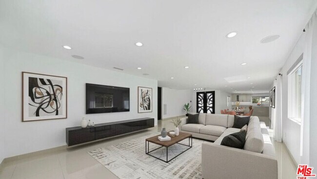 Building Photo - 6243 Berquist Ave