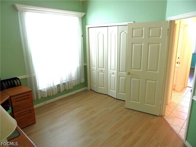 Building Photo - 13011 Silver Sands Dr