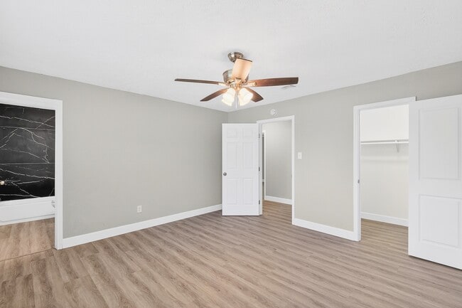 Building Photo - 2510 Marble Falls Dr